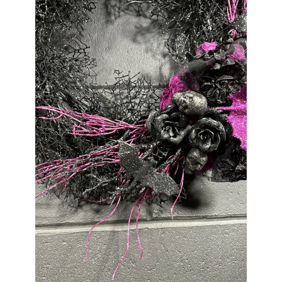 Halloween Wreath Black Purple Spiders Skulls Front Door Decor Handmade 20 Inch - Picture 7 of 7